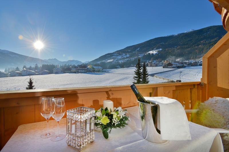Hotel Magdalena Im Zillertal - Urlaub Mit Hund Ried im Zillertal Exterior foto
